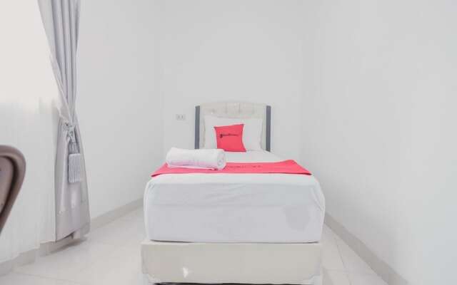 RedDoorz Syariah near Transmart Lampung