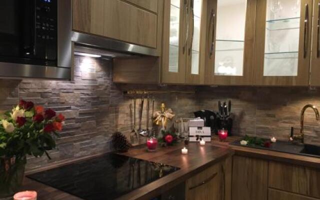 Golden Gapa River Luxury Apartment 16