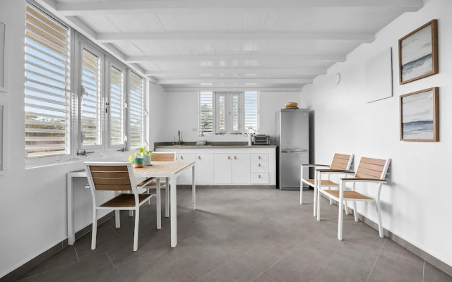 Beachfront With Pool Free Parking