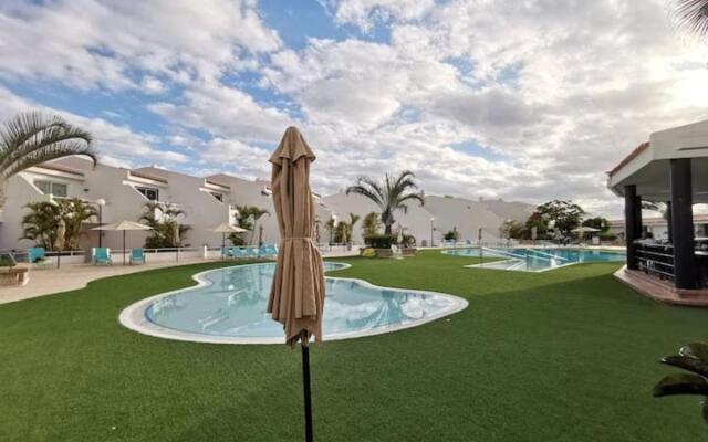 2Bed Apartment Pool View- San Eugenio