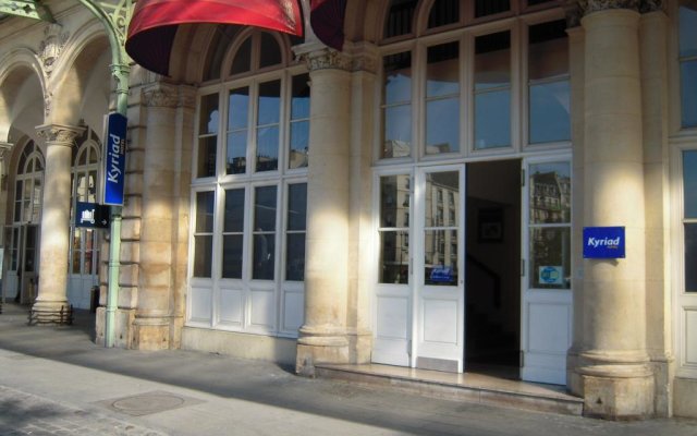 Kyriad Paris 10 - Gare de lEst