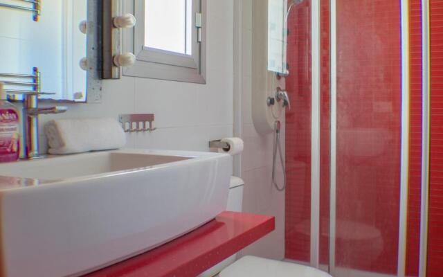 Bungalow acceso directo a piscina.wifi gratis