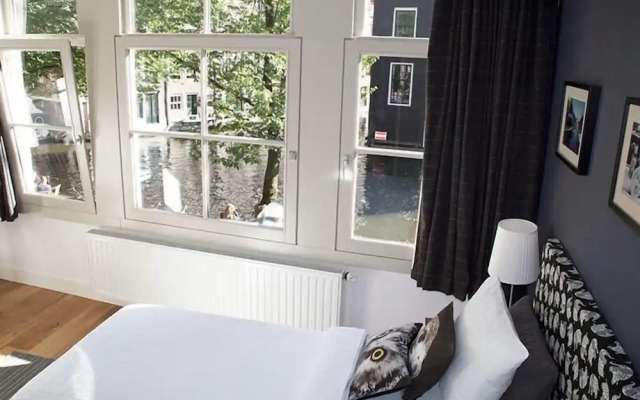 Velvetamsterdam