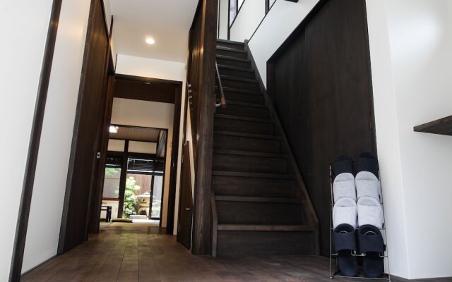 Kaga House