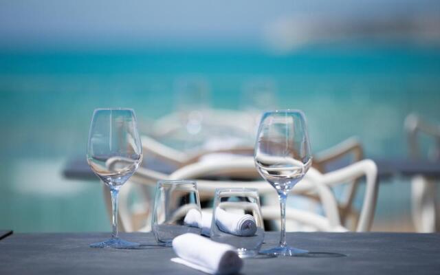 Luna Minoica Suites and Apartments