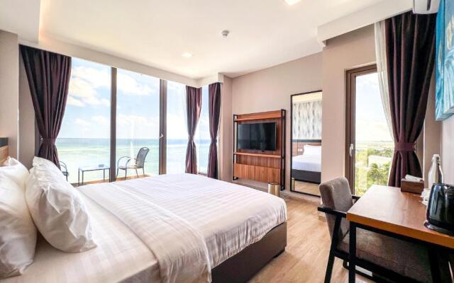 Triton Prestige Seaview and Spa