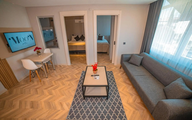 Moon Suites