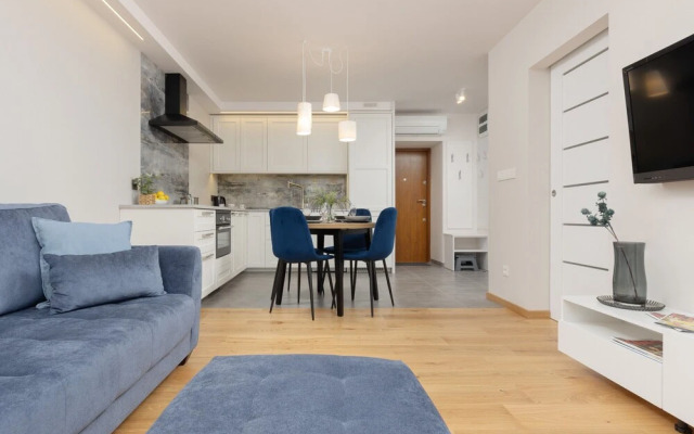 Warsaw City Centre- Srebrna by Renters