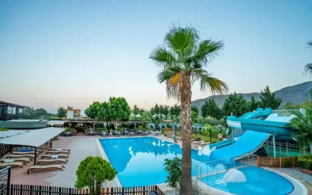 By Canbaba Adrasan Hotel