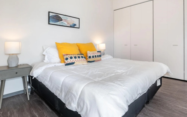 New & Modern  Lux City Escape