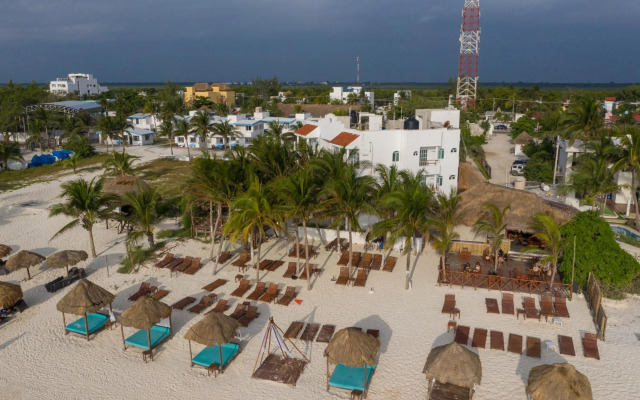 Hotel & Beach Club Ojo de Agua
