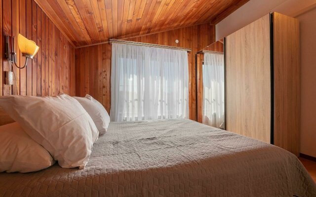 Cosy Apartment Near Sea in Porec