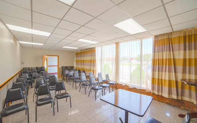 Masters Inn Selma/Smithfield I-95 By OYO