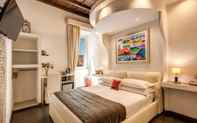 Tritone Top House
