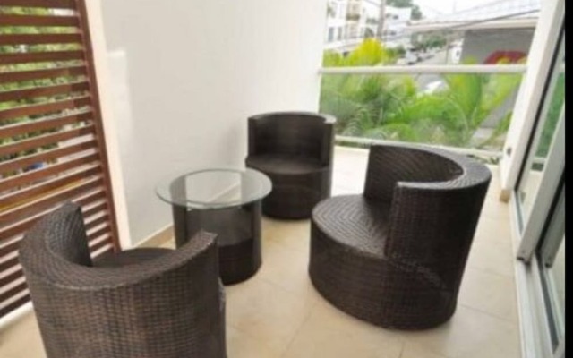 Oasis 12 by Realty Group