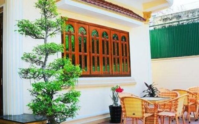 Queen Na Guest House