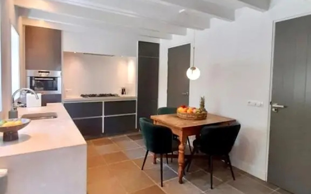 The Green House Lodge