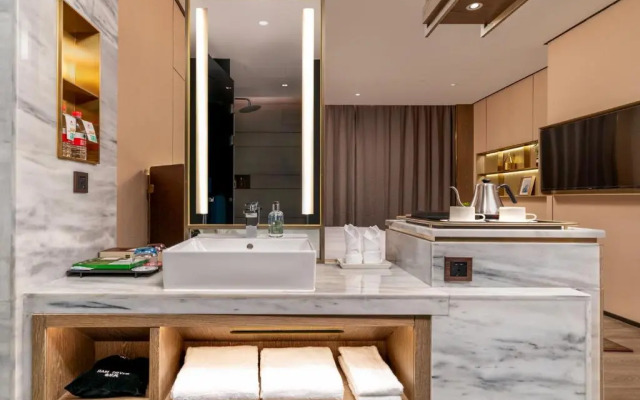 Foshan Chancheng Smart New City Subway Station Echarm Plus Hotel