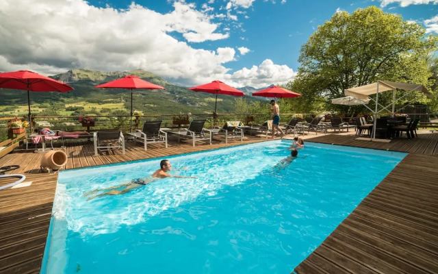 Chalet Les Moineaux : Gites et Chambres d'Hotes