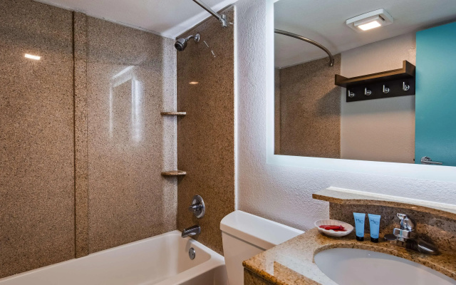 SureStay Studio by Best Western Virginia Beach Oceanfront