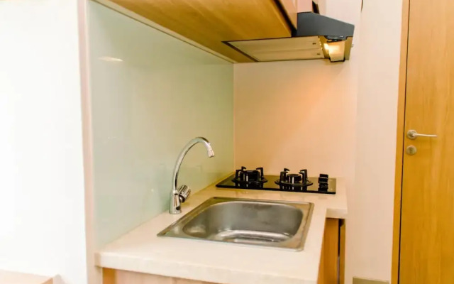 Homey And Compact Studio Apartment At B Residence