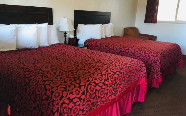 Rodeway Inn & Suites