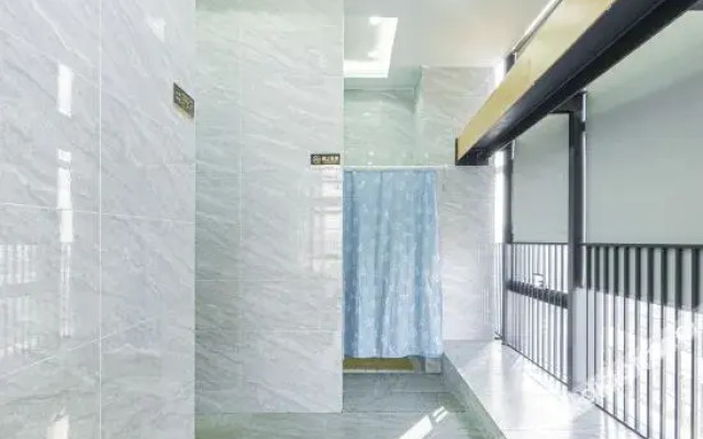 Metropolo Hotels Zhuhai Gongbei Fortis store