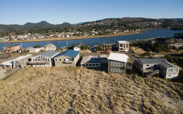 Sea Lion Crossing - 3 Br Home