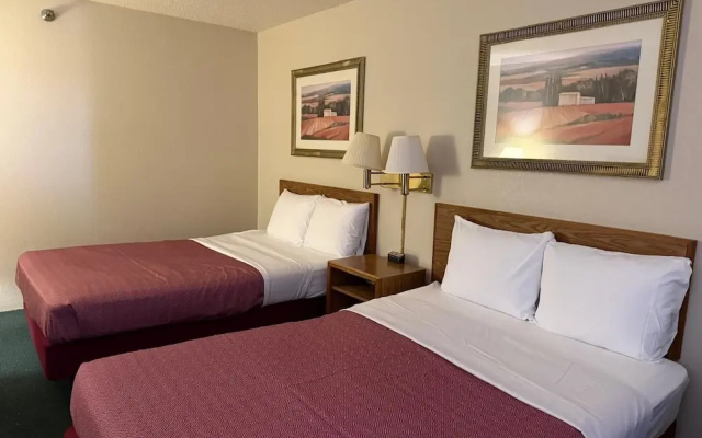 Cassville Four seasons inn & suits