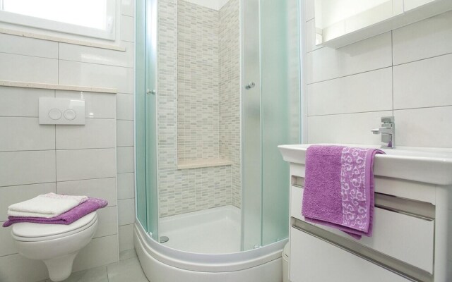 Awesome Home in Prigradica With Wifi and 4 Bedrooms