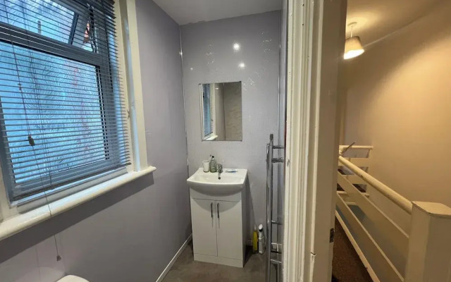 The Coral Guest House Fratton