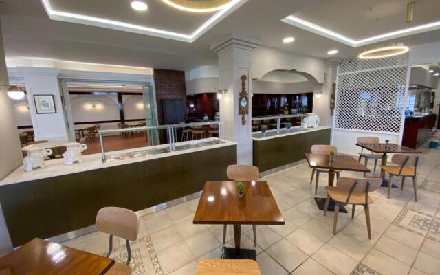 Hotel Platon Beach