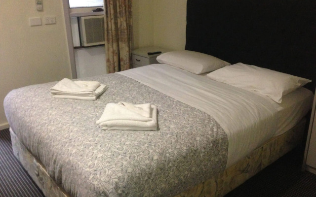 Evancourt Motel