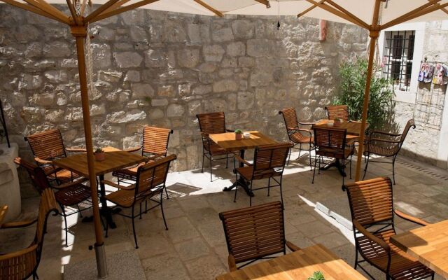 Hostel Ciri Biri Bela - Adults Only
