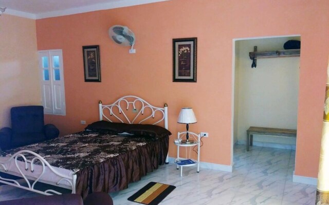 Hostal DLena TRINIDAD