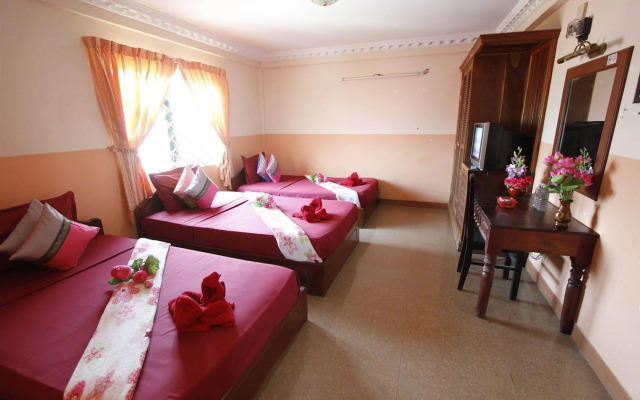 Adan World Hostel