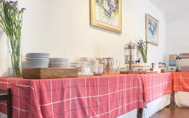 OYO 196 Horizone Residence