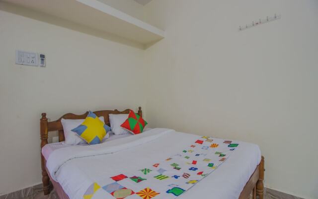 OYO 12468 Home Spacious 3BHK Morjim Beach