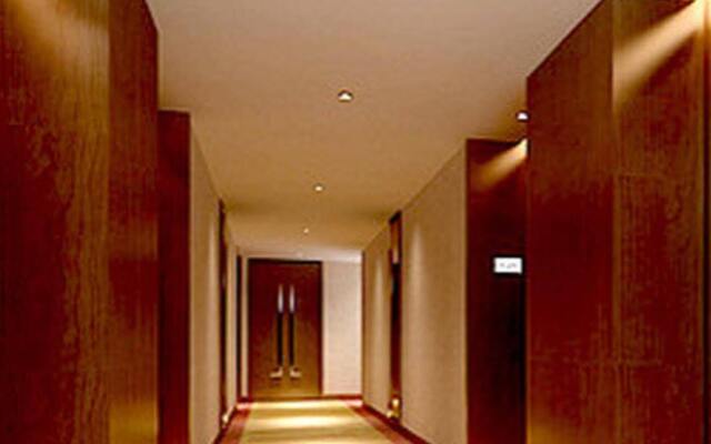 Shenzhen Xingweiyifeng Hotel