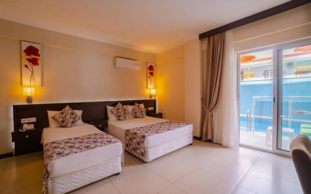 Sunshine Holiday Resort