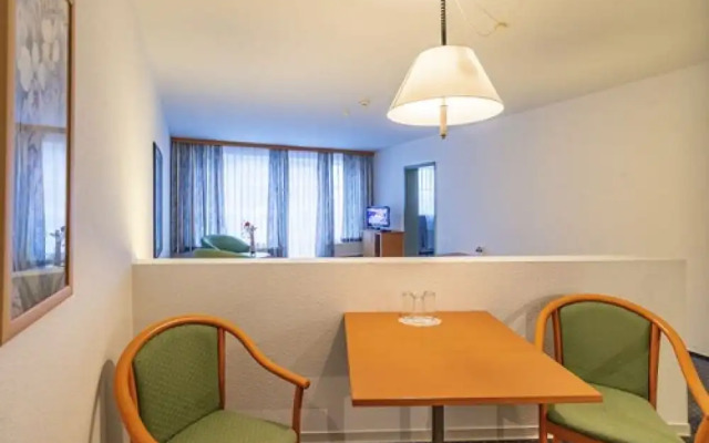 Hotel Rostock West im Kritzmow Park