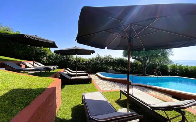 VILLA SETTANTA Lago di Garda - Heated Pool on request