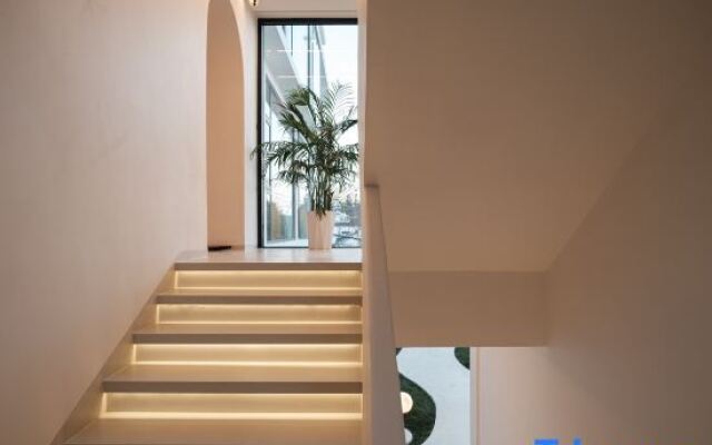 Yuqi·Banshan Homestay (Dali Ancient City South Gate)