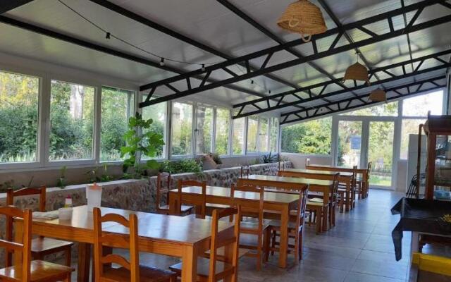 Alojamiento integro 42plazas en total