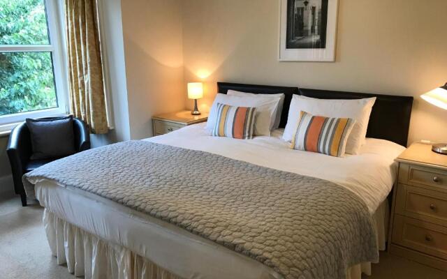 Arbour House Bed and Breakfast