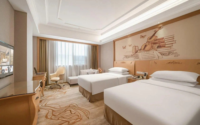 Vienna International Hotel Shenzhen Longhua Center – Guest Rooms – Shenzhen
