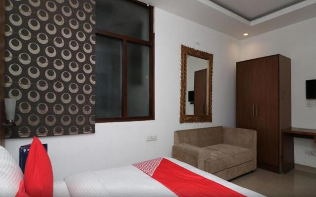 New Hotel Rajwada By WB Inn