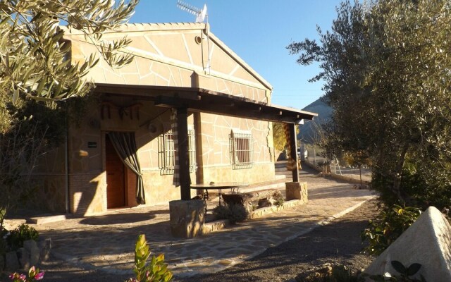 Villa With 5 Bedrooms in La Guardia de Jaen, With Wonderful Mountain V
