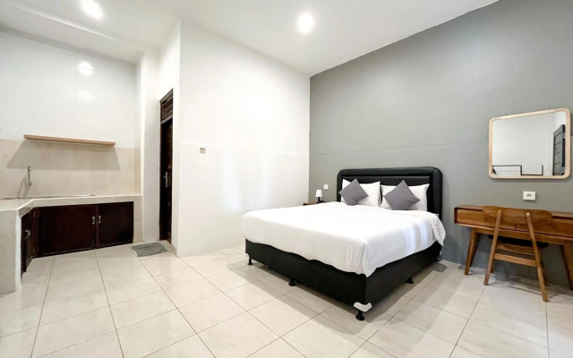 Adi surya guest house – Guest Rooms – Kuta