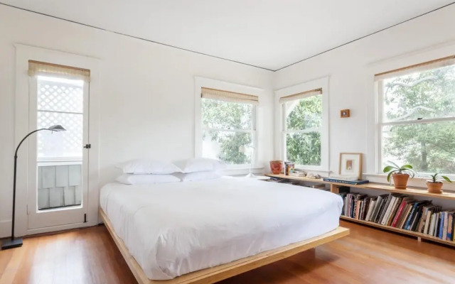Wavecrest Walk Street by Onefinestay